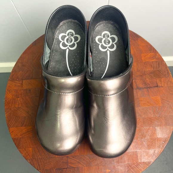Sanita Metallic Silver Professional Slip Resistant Clogs Size 42 - Picture 1 of 9